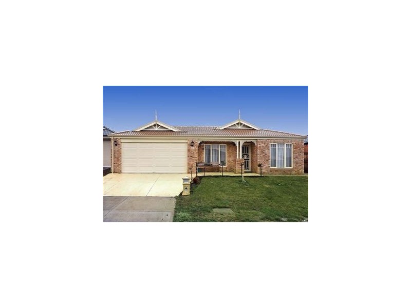18 Mikasa Place, Pakenham VIC 3810
