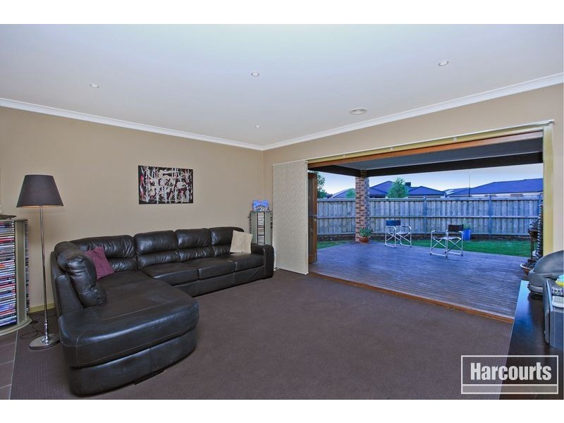 57 Gallery Way, Pakenham VIC 3810