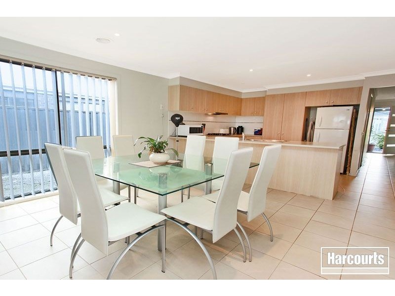 3 Orchard Valley Avenue, Pakenham VIC 3810