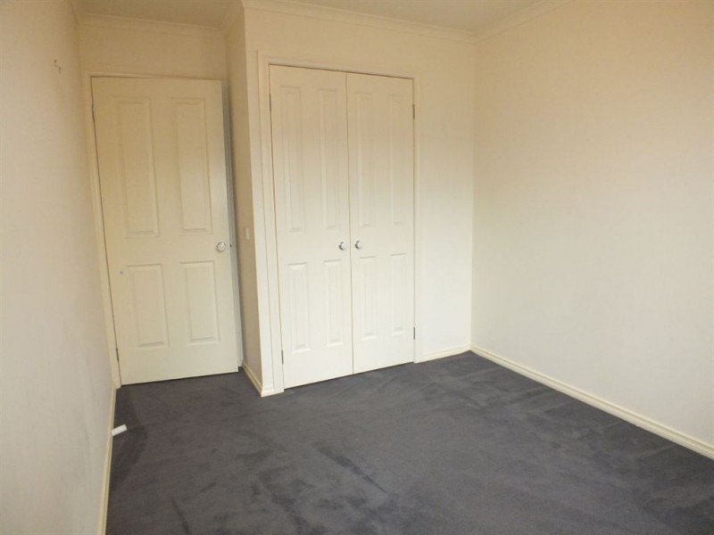 11/51 Leigh Drive, Pakenham VIC 3810