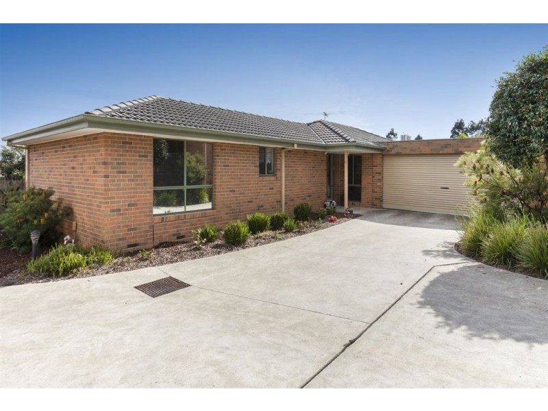 6/79 Strathavan Drive, Berwick VIC 3806