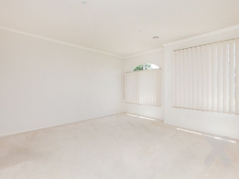 5 Sundial Court, Berwick VIC 3806