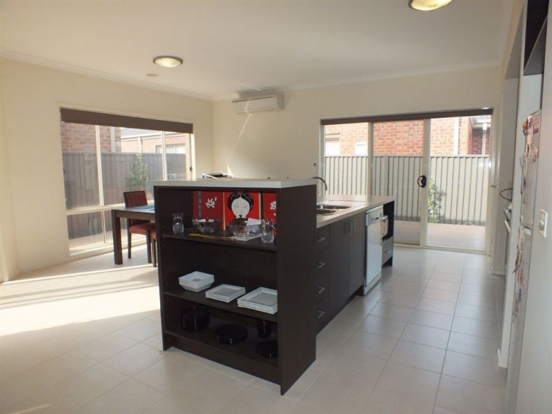 25 Sarton Link, Pakenham VIC 3810