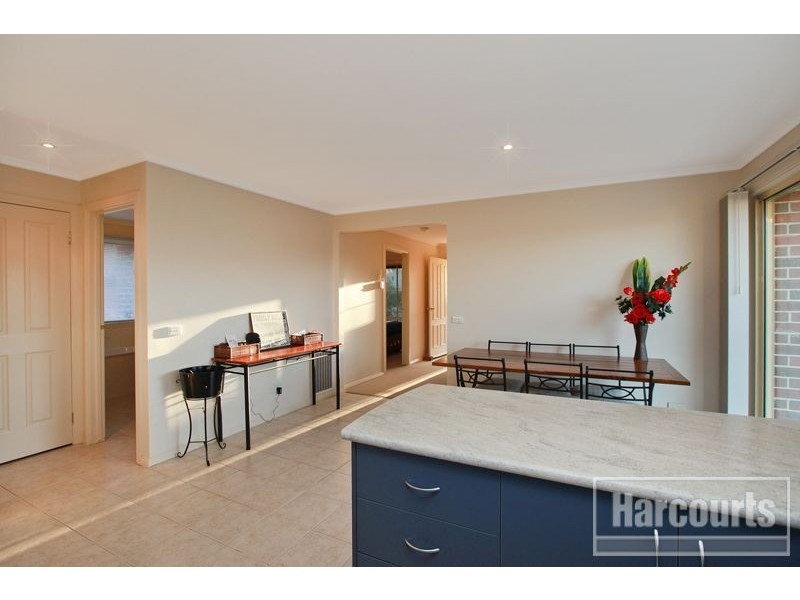 22 Tuscany Rise, Pakenham VIC 3810