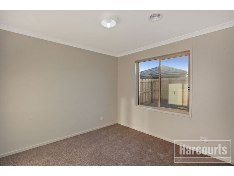 17 Verdant Avenue, Officer VIC 3809