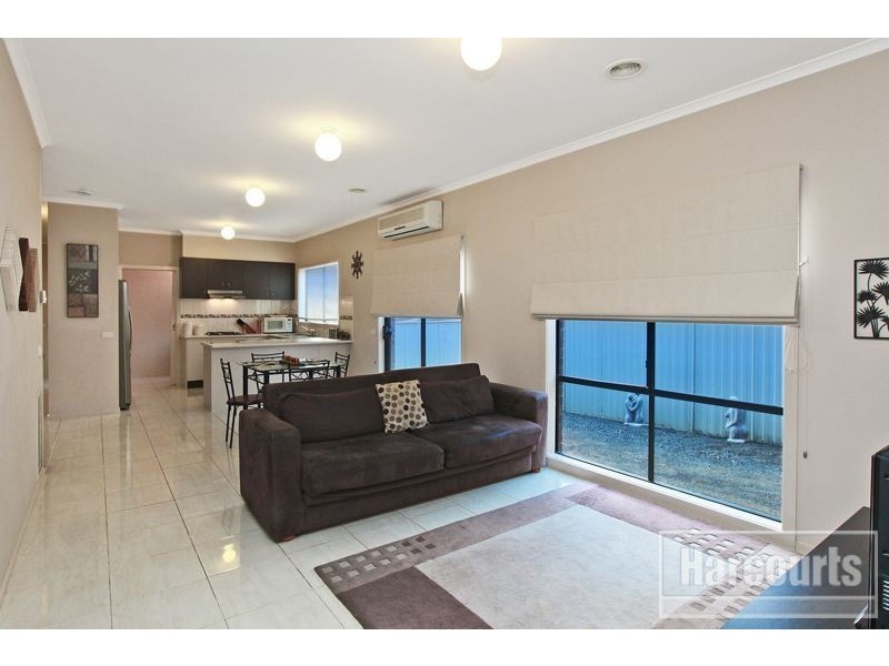 7 Macquarie Circuit, Pakenham VIC 3810