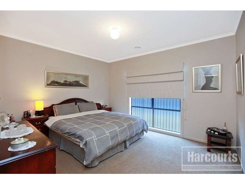 7 Macquarie Circuit, Pakenham VIC 3810