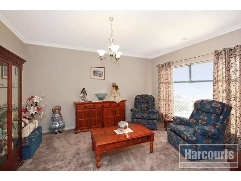 88 Livingstone Boulevard, Pakenham VIC 3810