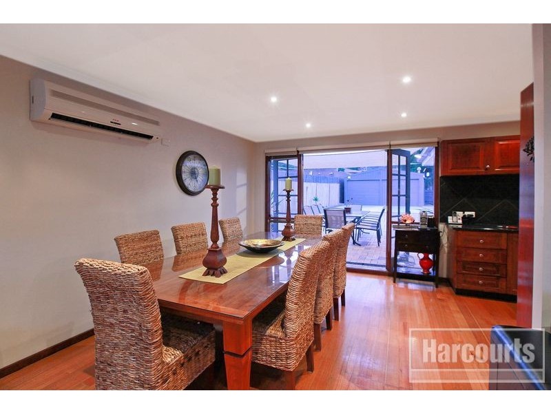 2 Finch Court, Pakenham VIC 3810