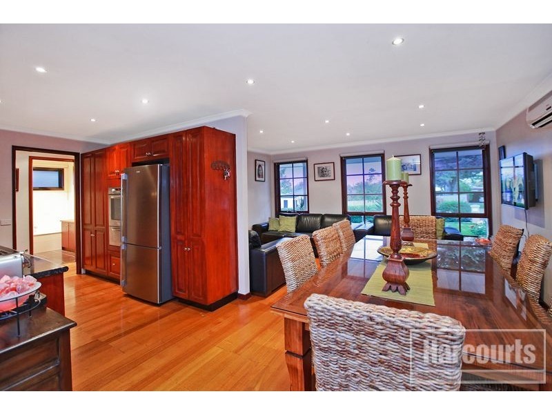 2 Finch Court, Pakenham VIC 3810