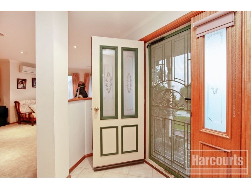 6 Tonia Court, Pakenham VIC 3810