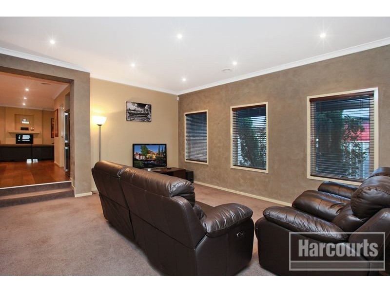 11 Botanic Drive, Pakenham VIC 3810