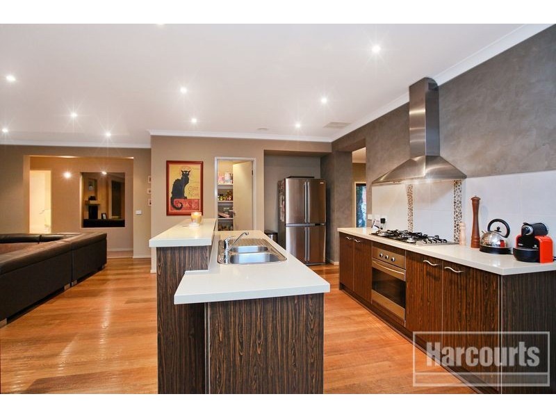 11 Botanic Drive, Pakenham VIC 3810