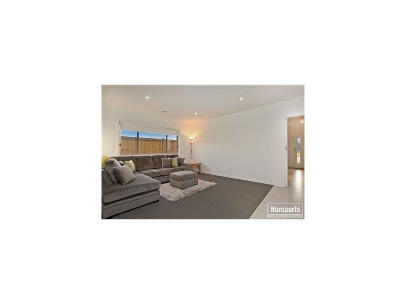 7 Verve Drive, Officer VIC 3809