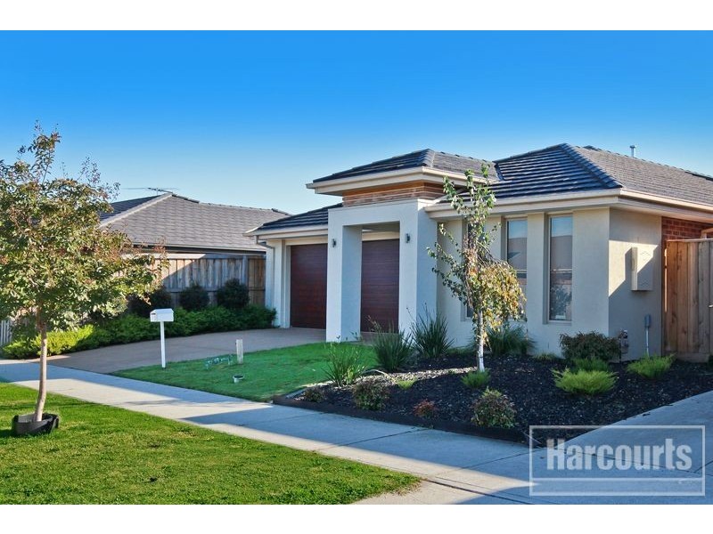 3 Cascade Way, Pakenham VIC 3810