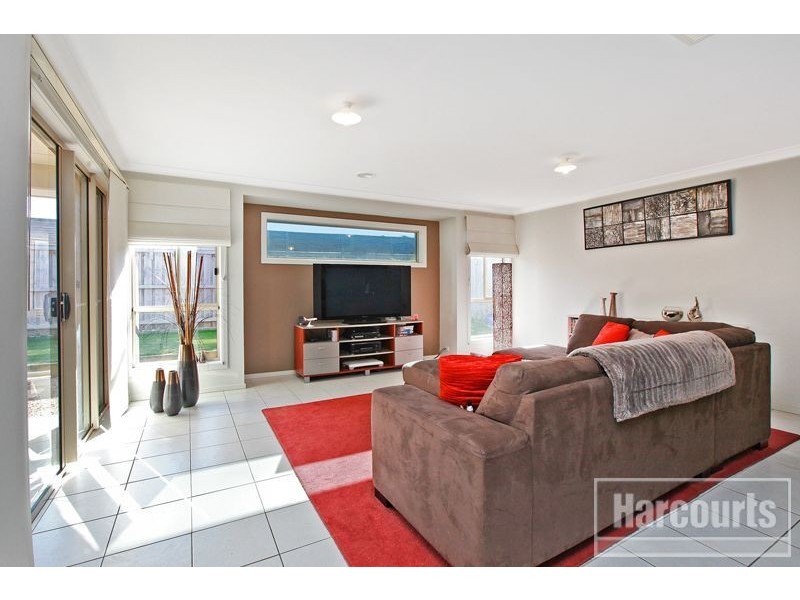 3 Cascade Way, Pakenham VIC 3810