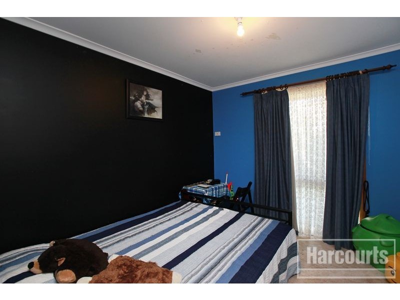 137 Eagle Drive, Pakenham VIC 3810