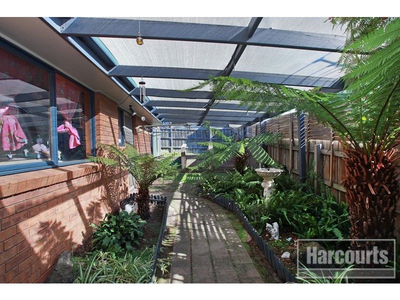 137 Eagle Drive, Pakenham VIC 3810