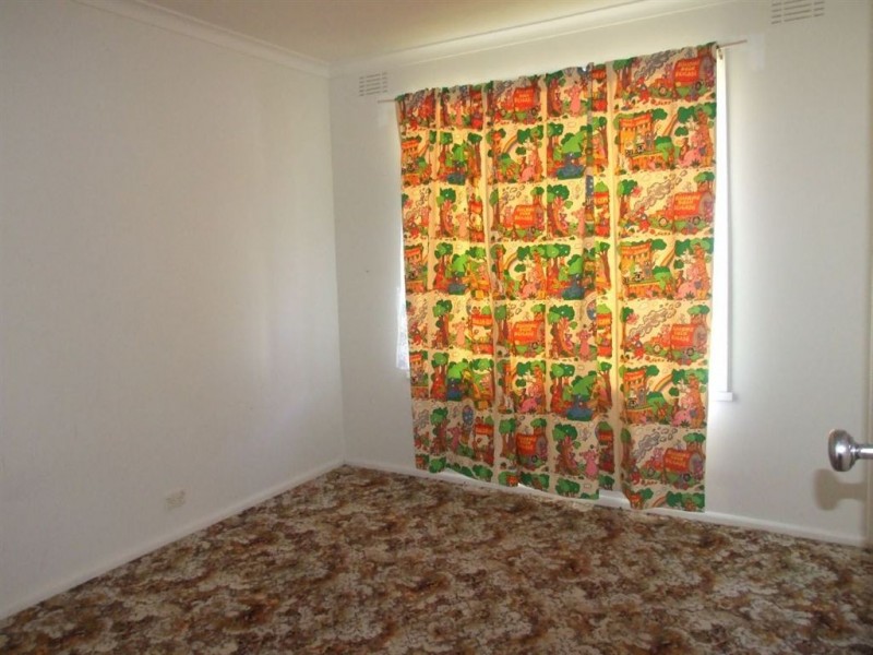 18 Henry Street, Pakenham VIC 3810