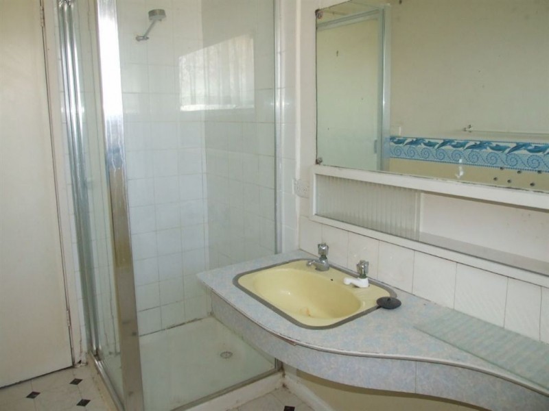 18 Henry Street, Pakenham VIC 3810