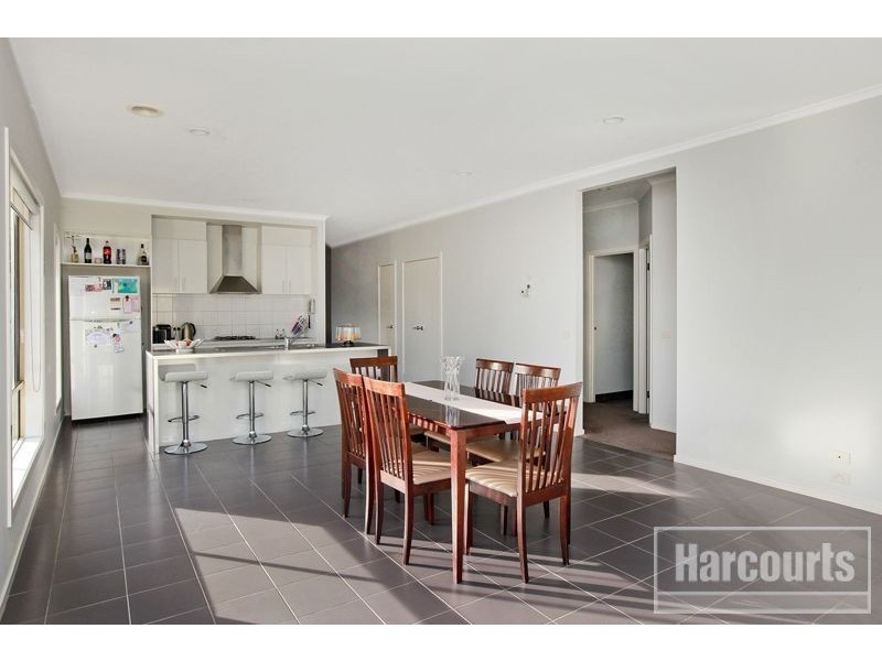 30 The Circuit, Pakenham VIC 3810