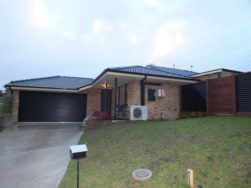 23 Ayesha Rise, Pakenham VIC 3810