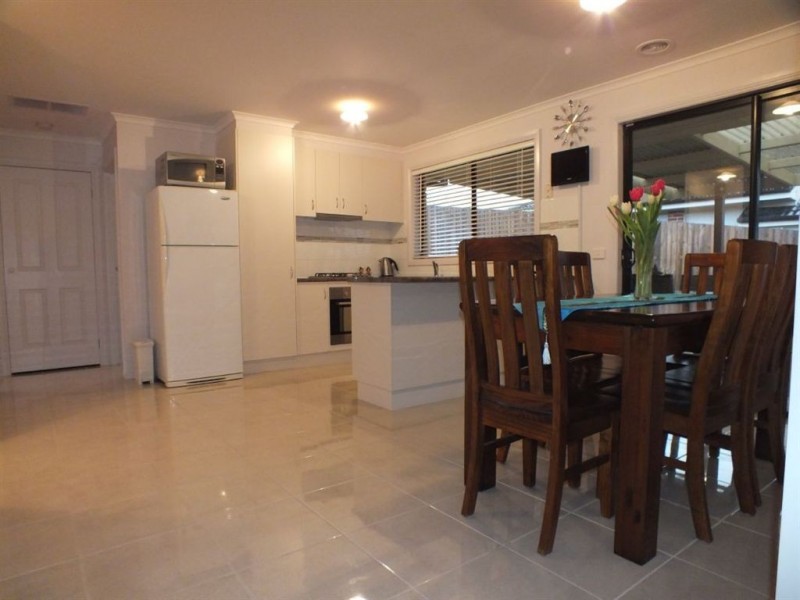 23 Ayesha Rise, Pakenham VIC 3810