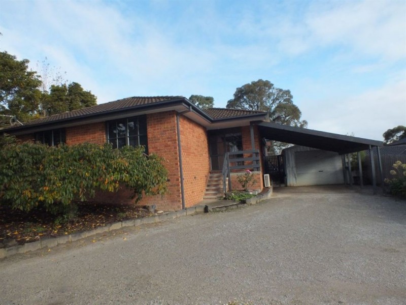 79 Ahern Road, Pakenham VIC 3810