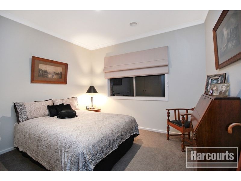 15 Eventide Rise, Pakenham VIC 3810