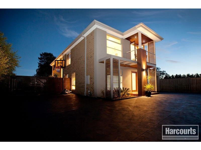 13 Lairds Rise, Garfield VIC 3814