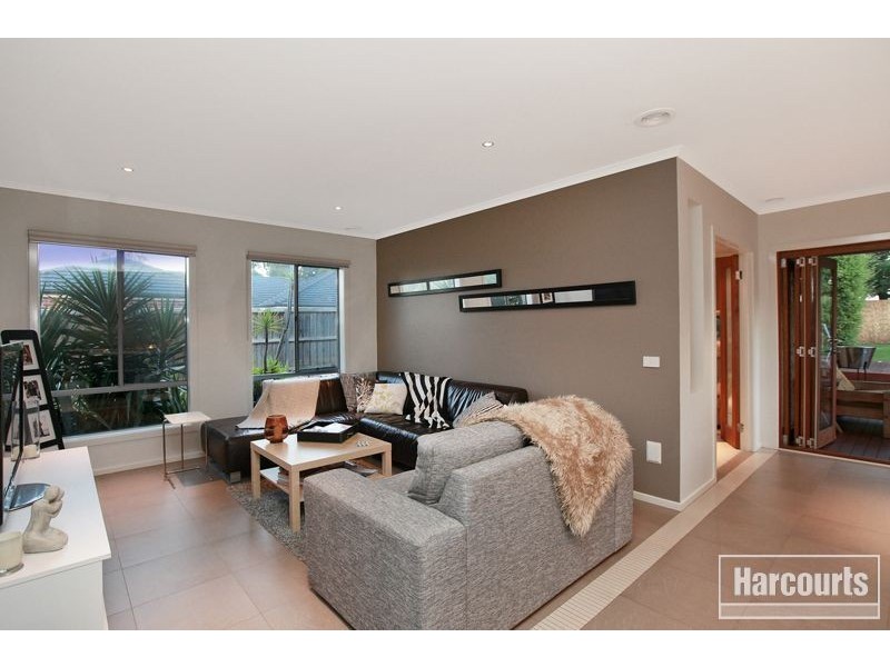 13 Lairds Rise, Garfield VIC 3814