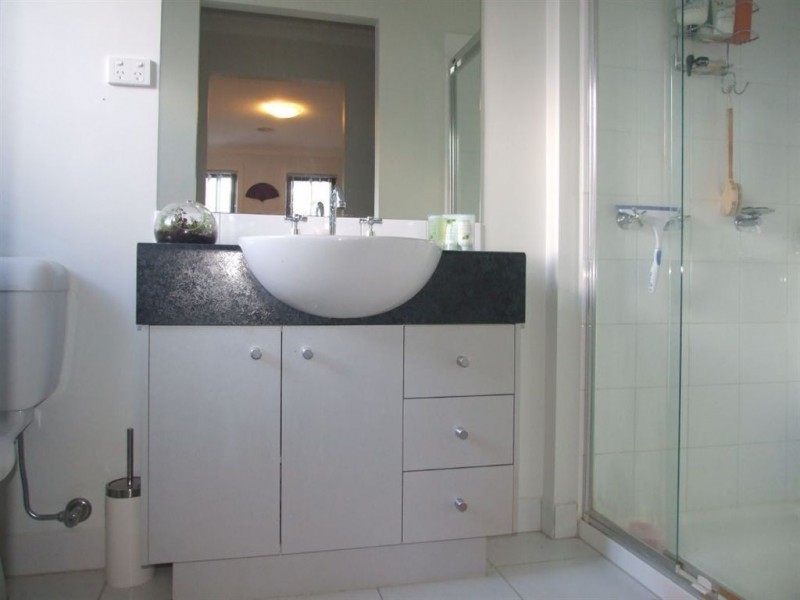 6 Versace Court, Pakenham VIC 3810