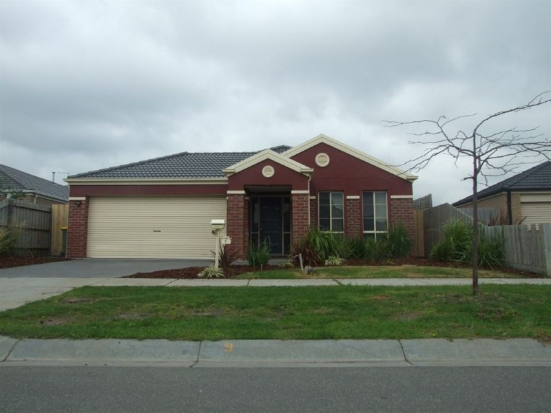 9 Azalea Ave, Pakenham VIC 3810