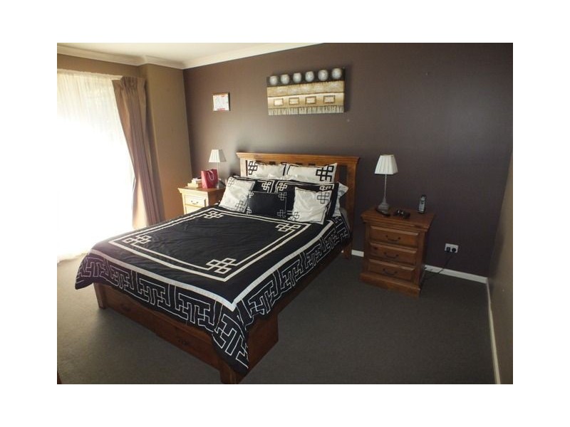 14 Bentley Court, Pakenham VIC 3810