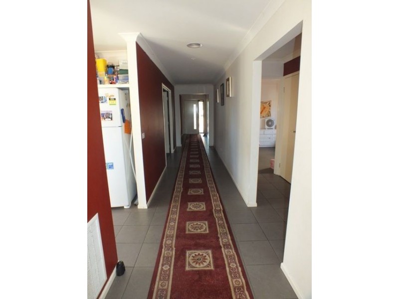 14 Bentley Court, Pakenham VIC 3810