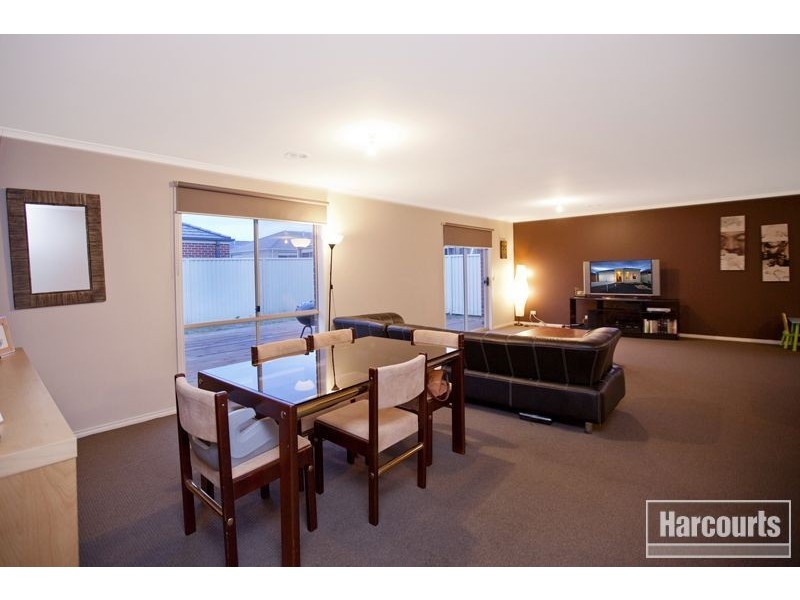 66 Bluehills Boulevard, Pakenham VIC 3810