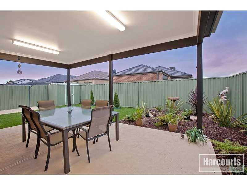 43 Cohens Way, Pakenham VIC 3810