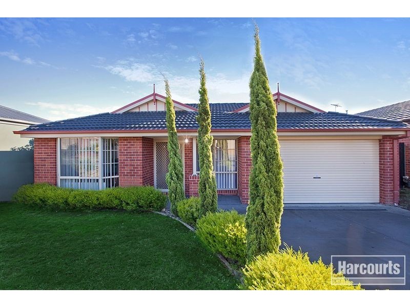 14 Tyrone Avenue, Pakenham VIC 3810