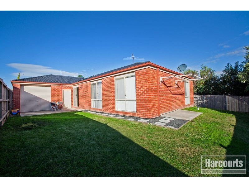 14 Tyrone Avenue, Pakenham VIC 3810