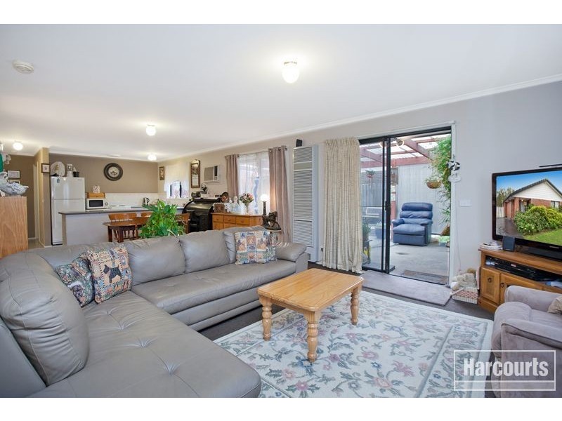 4 Matthews Court, Pakenham VIC 3810