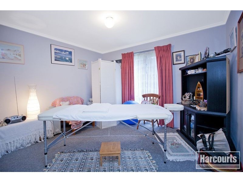 4 Matthews Court, Pakenham VIC 3810