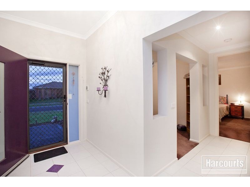 12 Drysdale Street, Pakenham VIC 3810