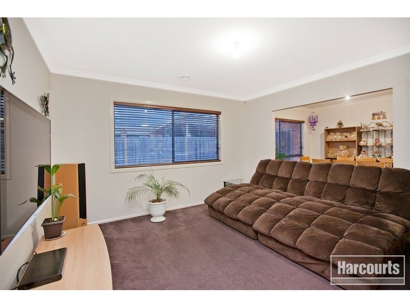 12 Drysdale Street, Pakenham VIC 3810