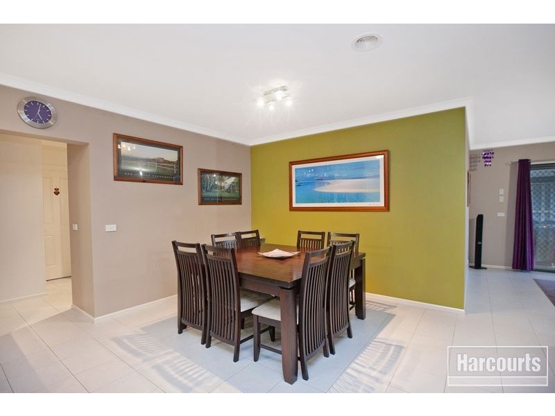 12 Drysdale Street, Pakenham VIC 3810