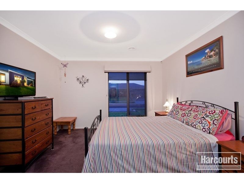 12 Drysdale Street, Pakenham VIC 3810