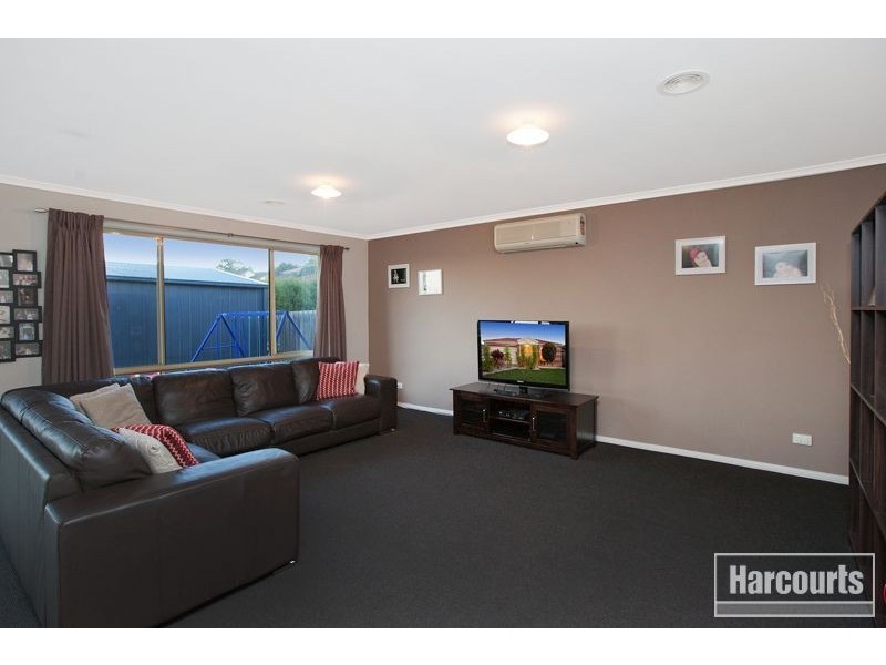 9 Shetland Court, Pakenham VIC 3810