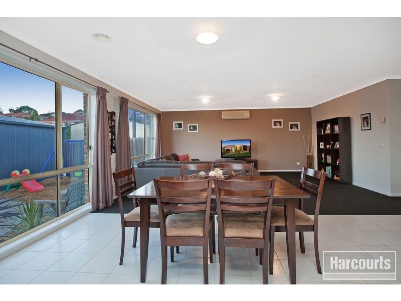 9 Shetland Court, Pakenham VIC 3810