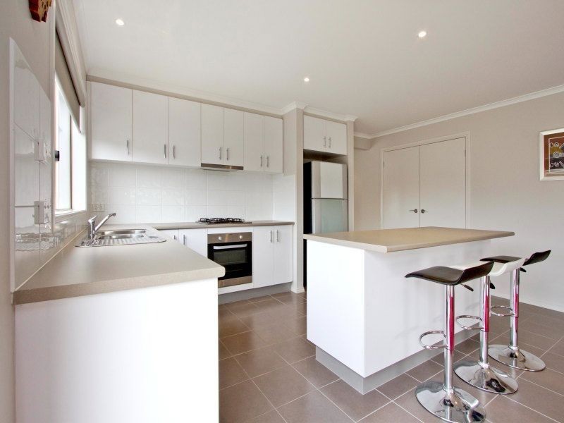 19 Serenity Street, Pakenham VIC 3810