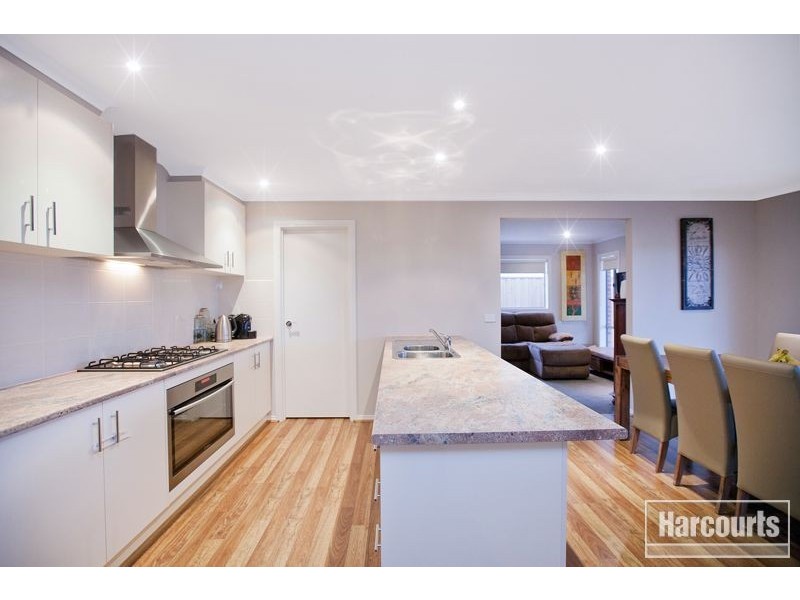 47 Silvergum Drive, Pakenham VIC 3810