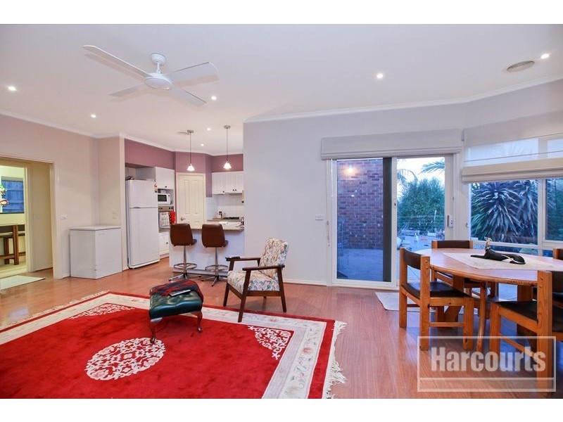 3 Dudley Mews, Pakenham VIC 3810